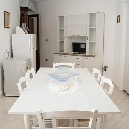 Rustica Al Mare * 토레 산 지오반니 우겐토